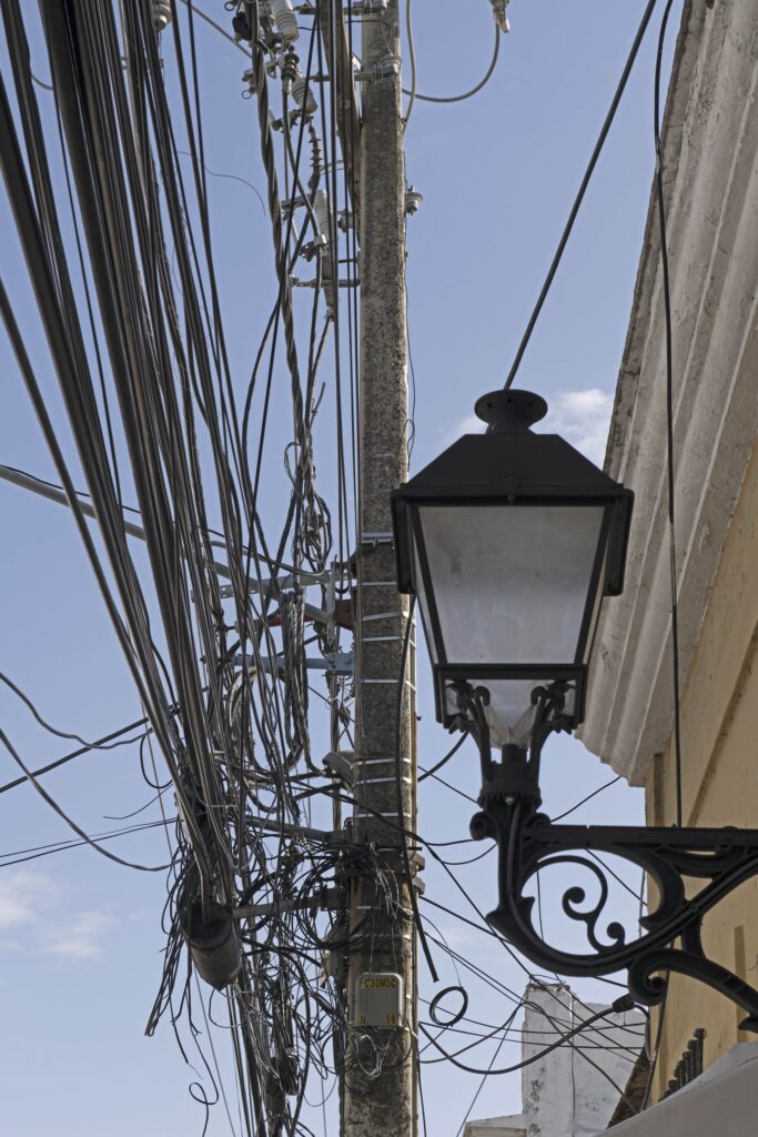 Electrical Spaghetti – Santo Domingo